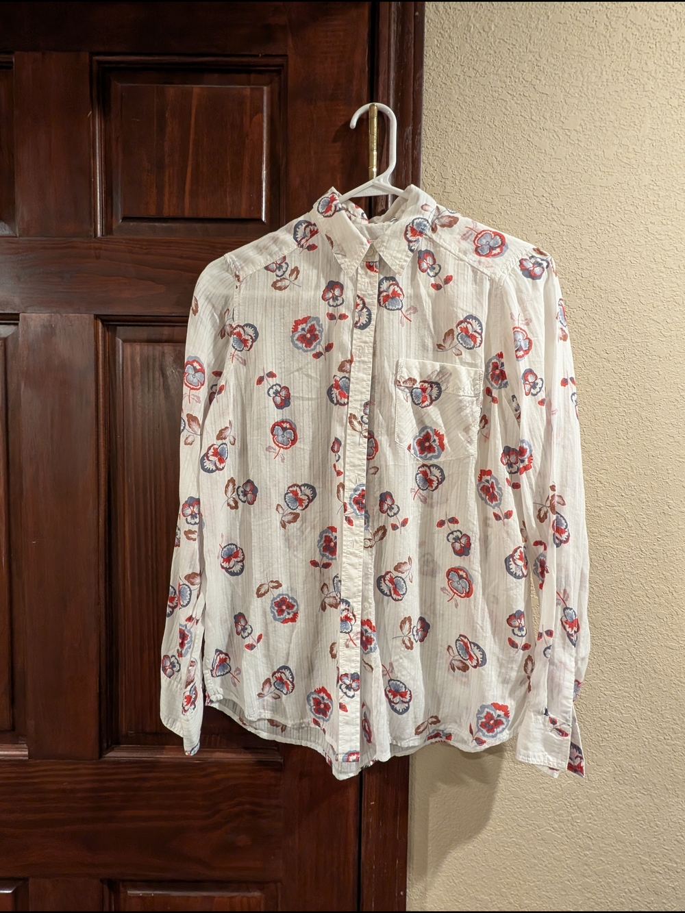 Express White Floral Button-Down Shirt with Red and Blue Accents